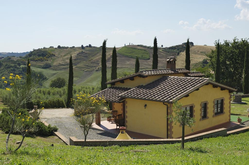 Le Capannacce Villa Cinigiano Exterior photo